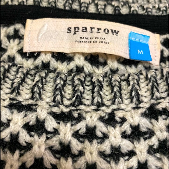 Anthropologie Pullover Sweater - Picture 4 of 4